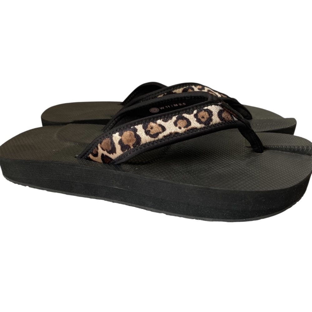 The Healing Sole Flip Flop Sandals Leopard Print Size 11